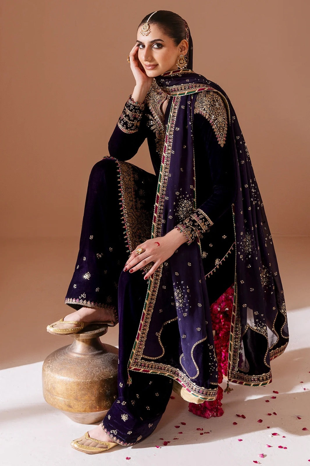 Jazmin LUXURY VELVET WEDDING COLLECTION