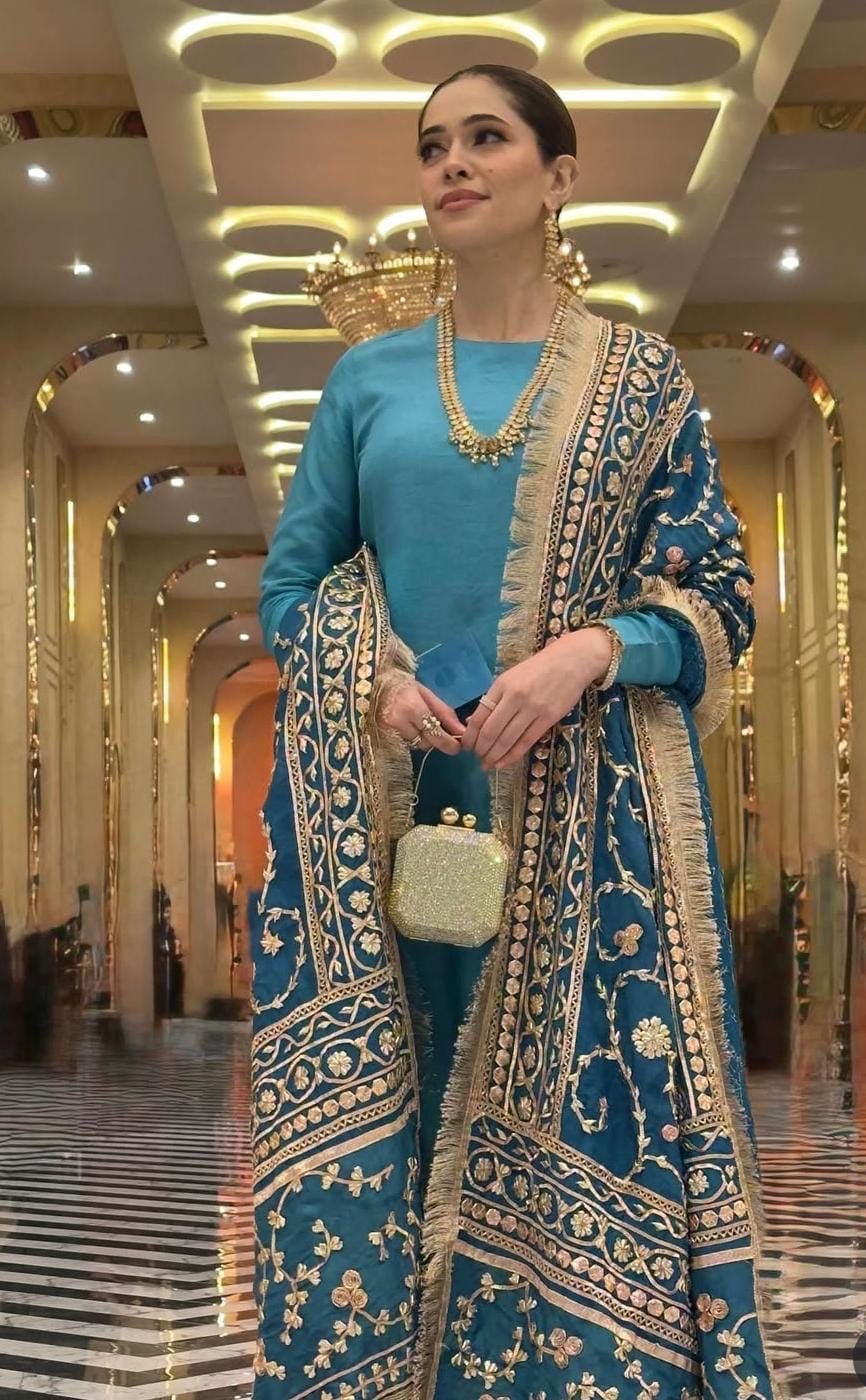 LUXURY FORMAL COLLECTION