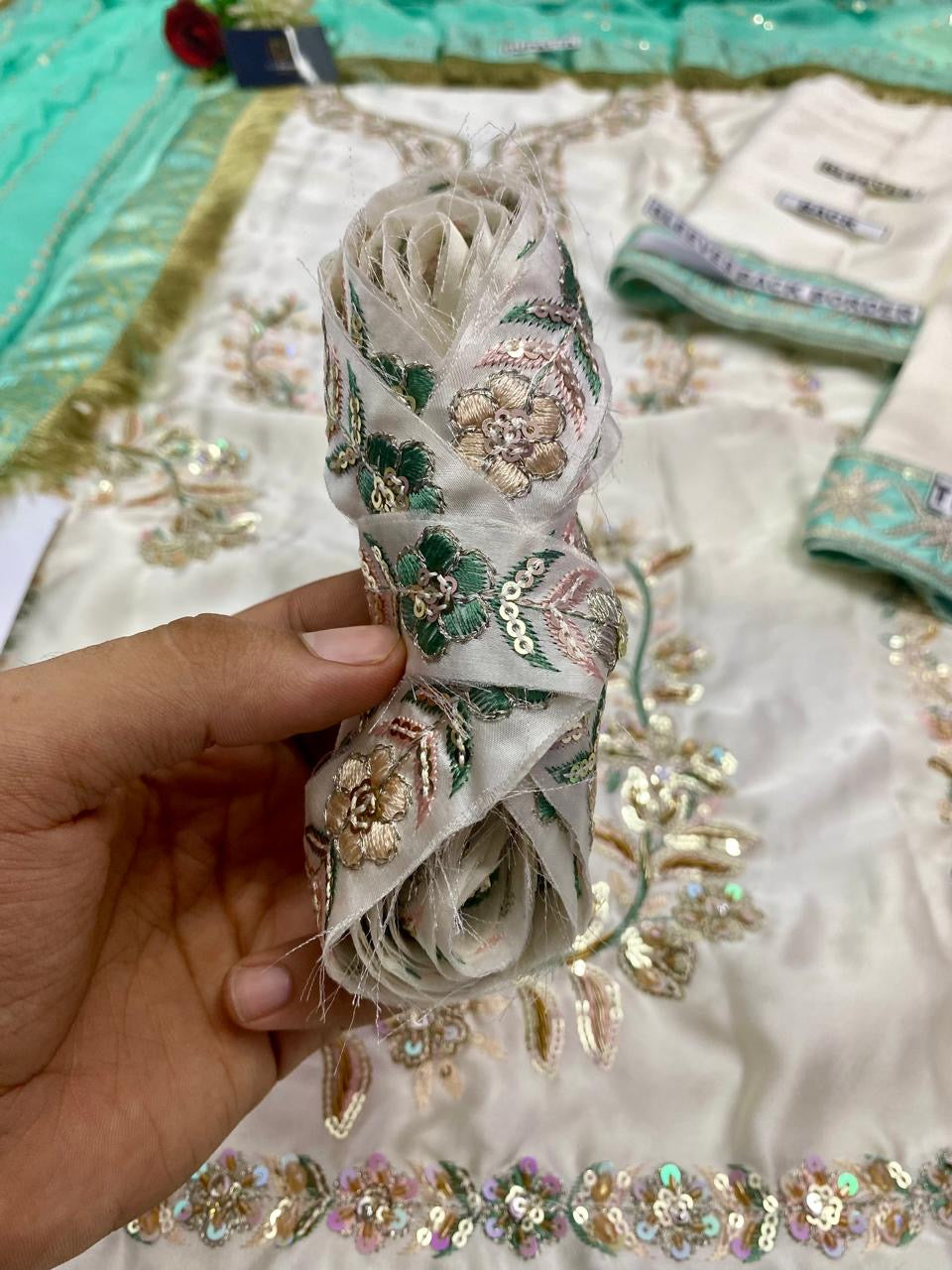 LUXURY SILK COLLECTION