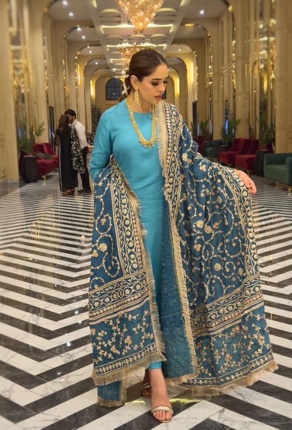 LUXURY FORMAL COLLECTION