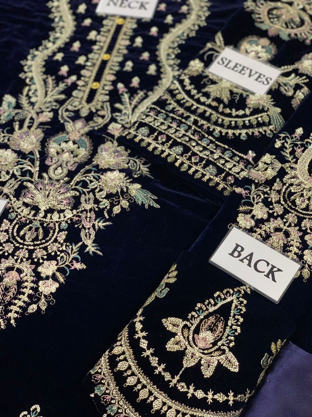 Afrozeh LUXURY VELVET COLLECTION
