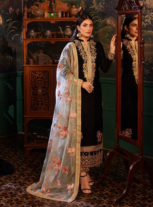 Zainab Chottani Velvet