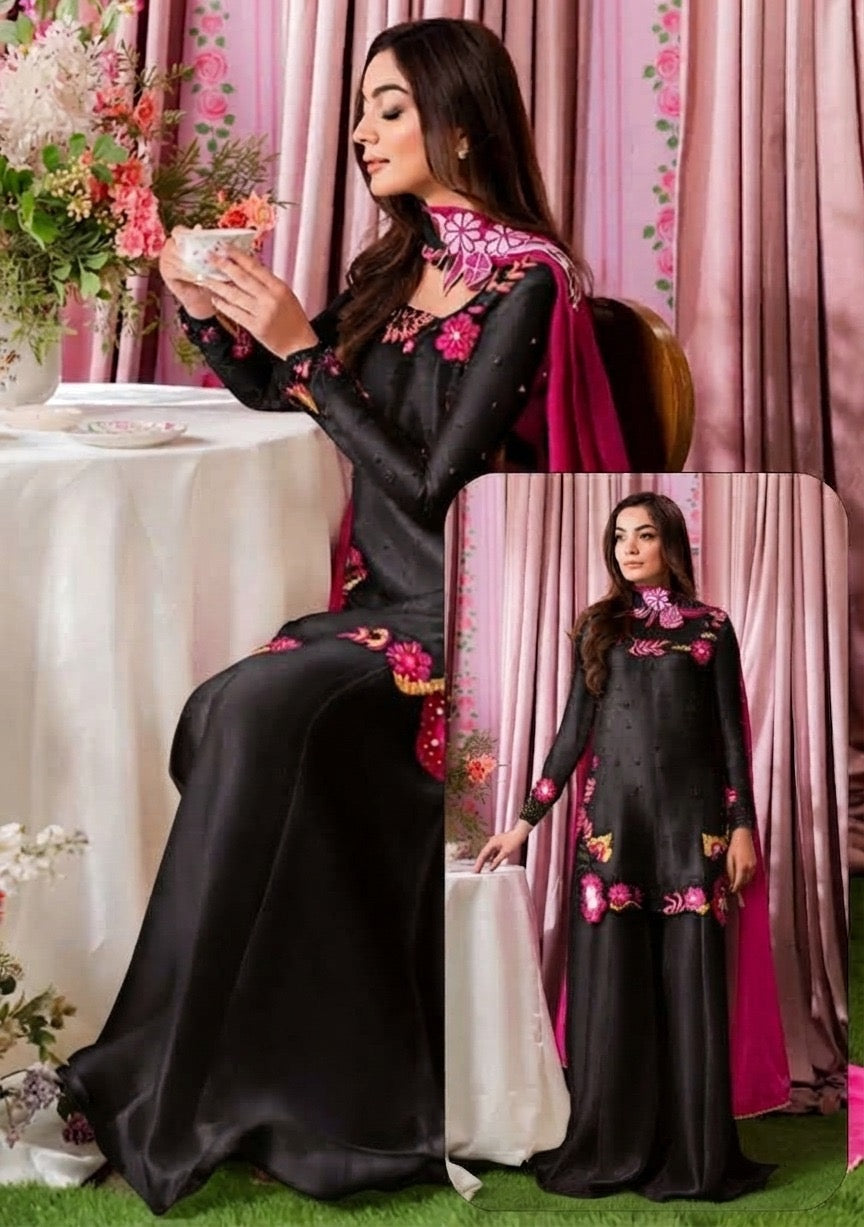 Shanzay LUXURY SHAMOZ SILK COLLECTION